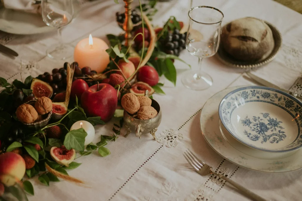 autumnal table settings